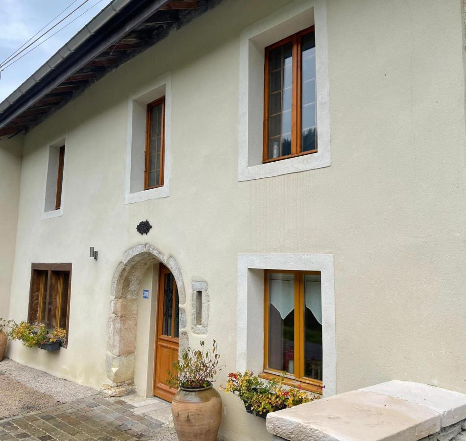 7 P - Au Coeur Du Massif Jurassien Guest House Les Rousses Exterior photo